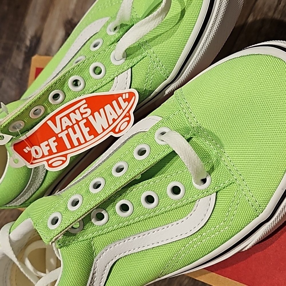 NEW Vans Old Skool